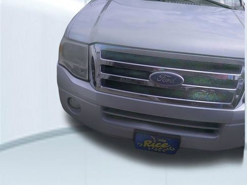 Used 2011 Ford Expedition EL XLT image 8