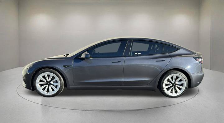 Used 2023 Tesla Model 3 Standard Range RWD image 5