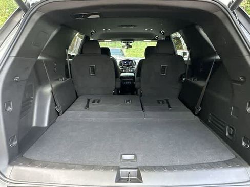 Used 2023 Chevrolet Traverse LT AWD/4WD image 26
