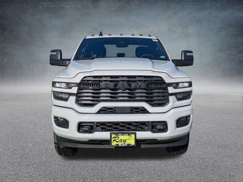 New 2026 RAM 2500 Big Horn AWD/4WD image 9