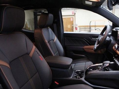 New 2026 GMC Canyon AT4 AWD/4WD image 10