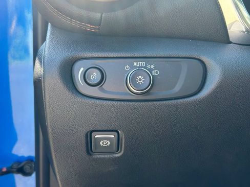 Used 2024 Chevrolet Blazer Premier w/ Driver Confidence II Package AWD/4WD image 19