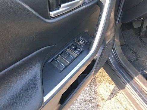 Used 2023 Toyota RAV4 XLE w/ Convenience Package FWD image 15