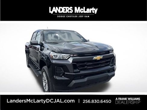 Used 2025 Chevrolet Colorado LT w/ Advanced Trailering Package image 1