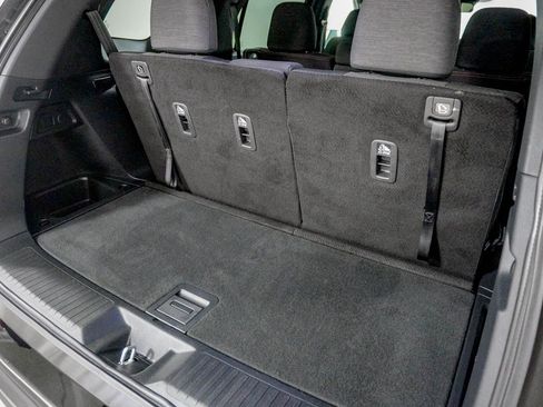 Certified 2025 Honda Pilot Sport image 9