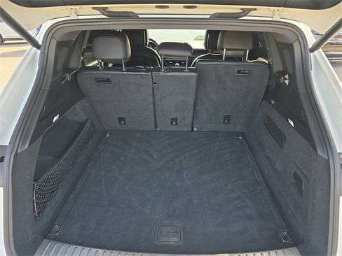 Used 2019 Porsche Cayenne S image 7