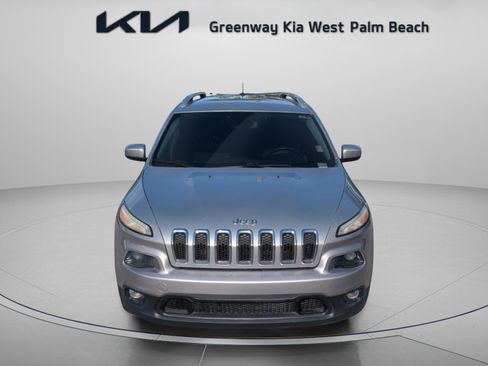 Used 2014 Jeep Cherokee Latitude image 2