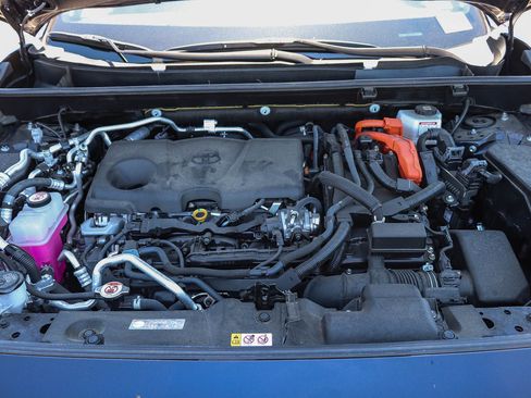 Certified 2024 Toyota RAV4 XSE w/ Weather Package AWD/4WD image 28