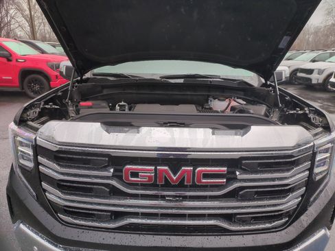 New 2026 GMC Sierra 1500 SLT w/ SLT Premium Plus Package image 17