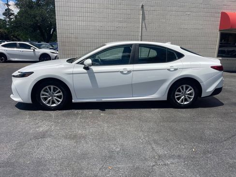 Used 2025 Toyota Camry LE FWD image 2