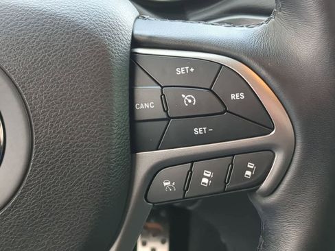 Certified 2020 Jeep Grand Cherokee High Altitude image 24