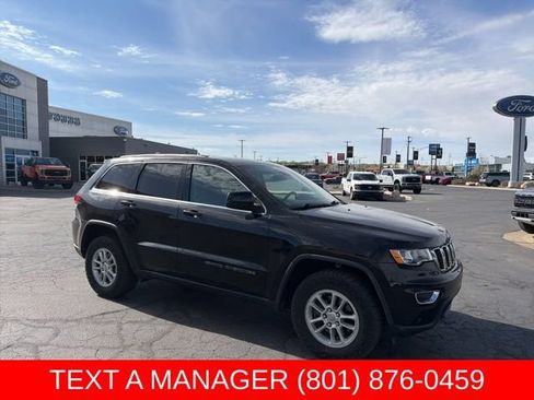 Used 2020 Jeep Grand Cherokee Laredo AWD/4WD image 2