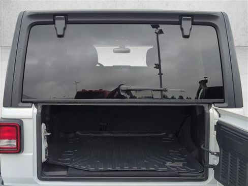 Used 2019 Jeep Wrangler Unlimited Sport S AWD/4WD image 6