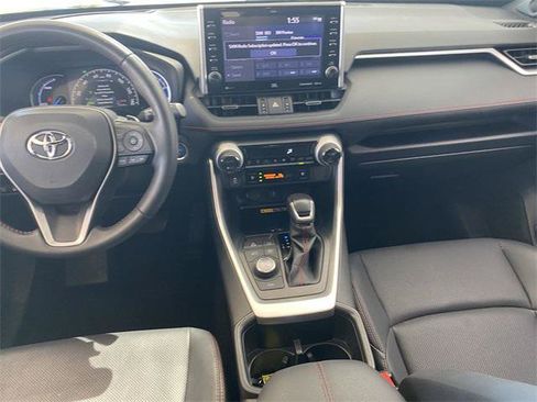 Certified 2022 Toyota RAV4 XSE w/ Premium Package AWD/4WD image 27