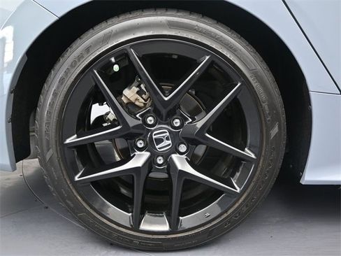 Used 2024 Honda Civic Sport image 9