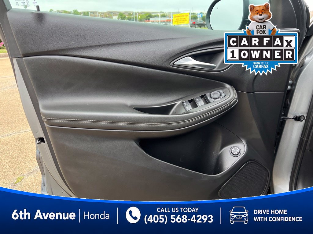 Used 2024 Buick Encore GX Sport Touring w/ Advanced Technology Package FWD image 25