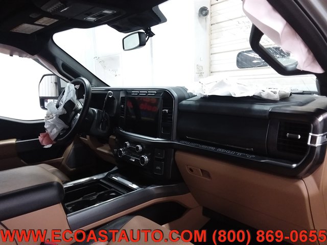 Used 2023 Ford F350 Lariat w/ FX4 Off-Road Package AWD/4WD image 15