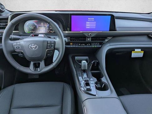 New 2025 Toyota Crown Signia image 14