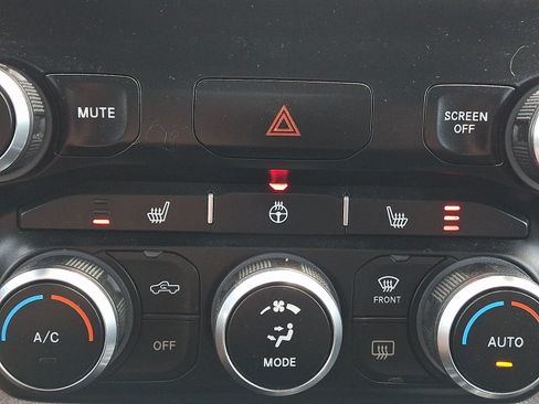 Used 2023 RAM 1500 Big Horn AWD/4WD image 23