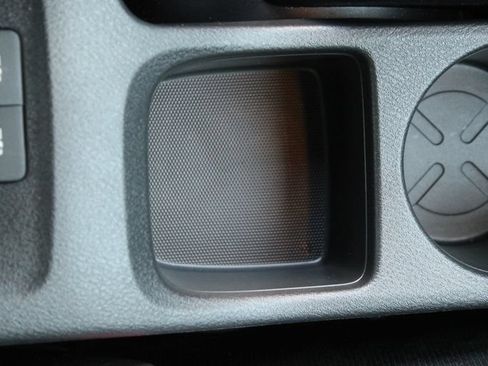 Used 2025 Nissan Versa S w/ Trunk Package FWD image 18
