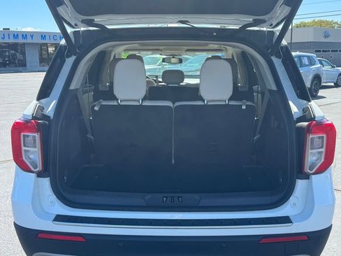 Certified 2023 Ford Explorer Platinum w/ Technology Package AWD/4WD image 29