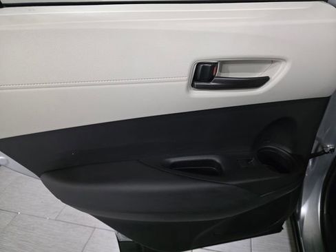 Used 2026 Toyota Corolla Cross L FWD image 11