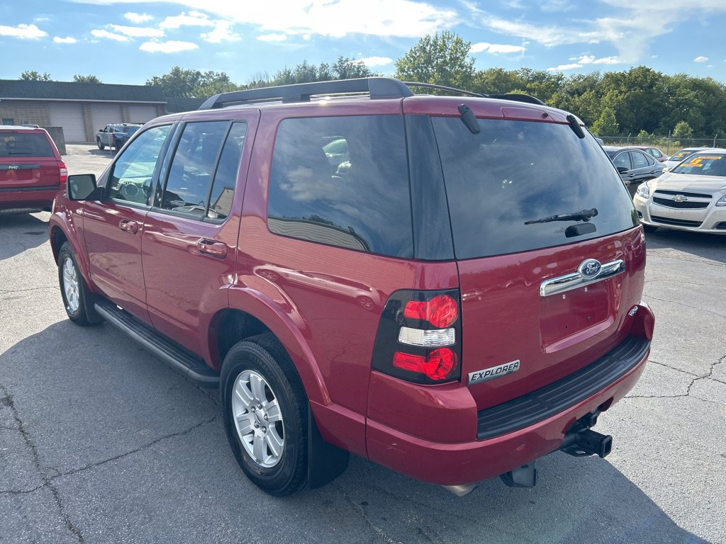 Used 2010 Ford Explorer XLT AWD/4WD image 8