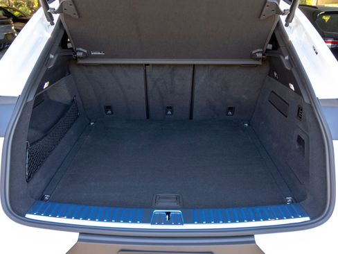 New 2026 Porsche Cayenne S image 47