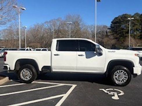 Used 2023 Chevrolet Silverado 3500 High Country image 4