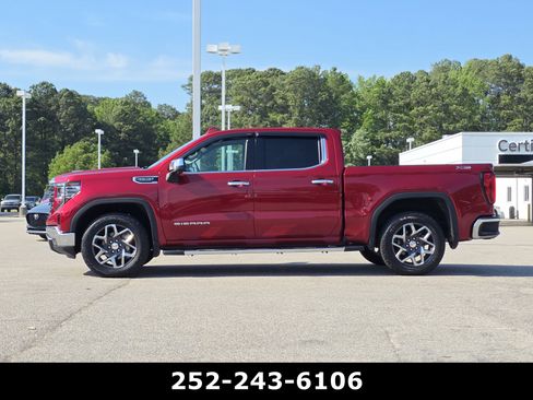 Used 2023 GMC Sierra 1500 SLT w/ SLT Premium Package AWD/4WD image 4