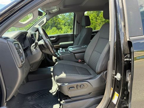 Used 2021 Chevrolet Silverado 1500 RST AWD/4WD image 12