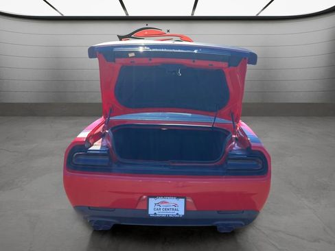 Used 2019 Dodge Challenger R/T RWD image 24