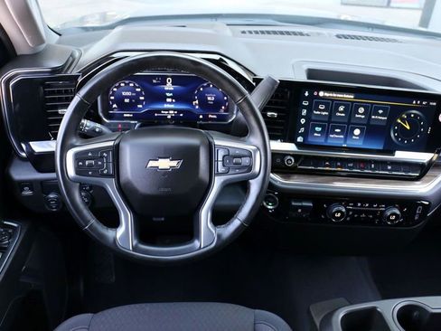 Used 2025 Chevrolet Silverado 1500 LT RWD image 22