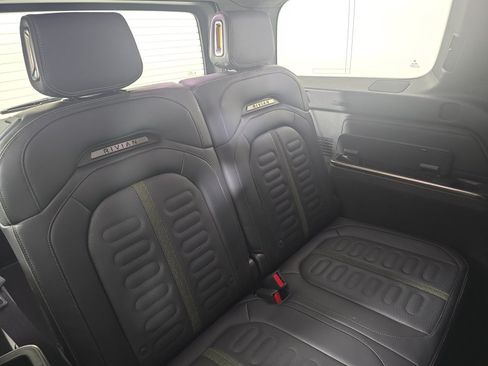 Used 2024 Rivian R1S Adventure AWD/4WD image 25