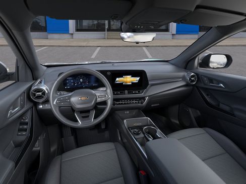 New 2026 Chevrolet Equinox LT w/ Convenience Package II image 15
