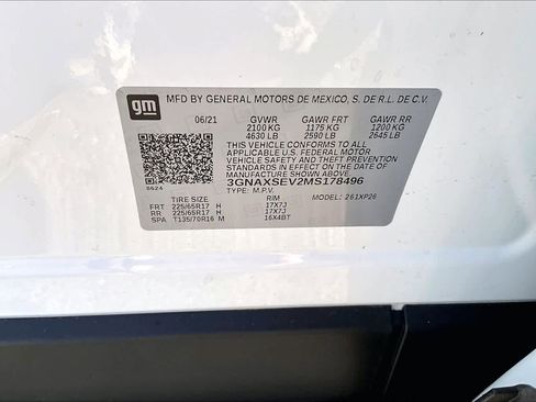 Used 2021 Chevrolet Equinox LS w/ LS Convenience Package image 36