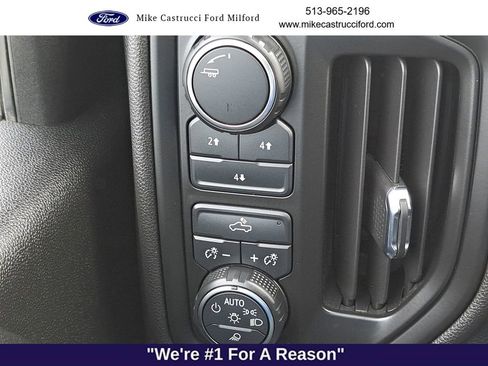 Used 2023 Chevrolet Silverado 2500 Custom w/ Custom Value Package image 17