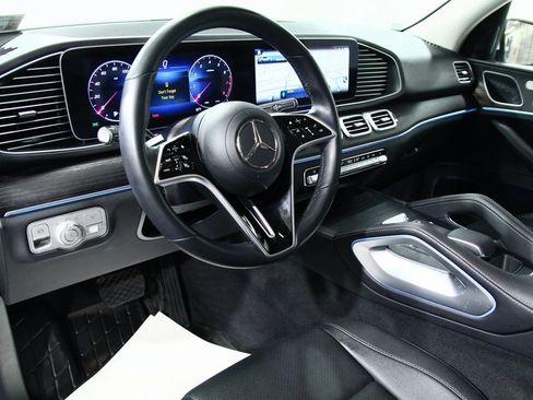Used 2025 Mercedes-Benz GLE 350 4MATIC image 5