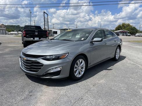 Used 2025 Chevrolet Malibu LT FWD image 8
