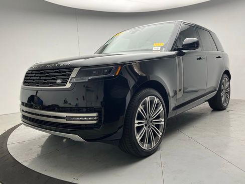 Used 2026 Land Rover Range Rover SE AWD/4WD image 1