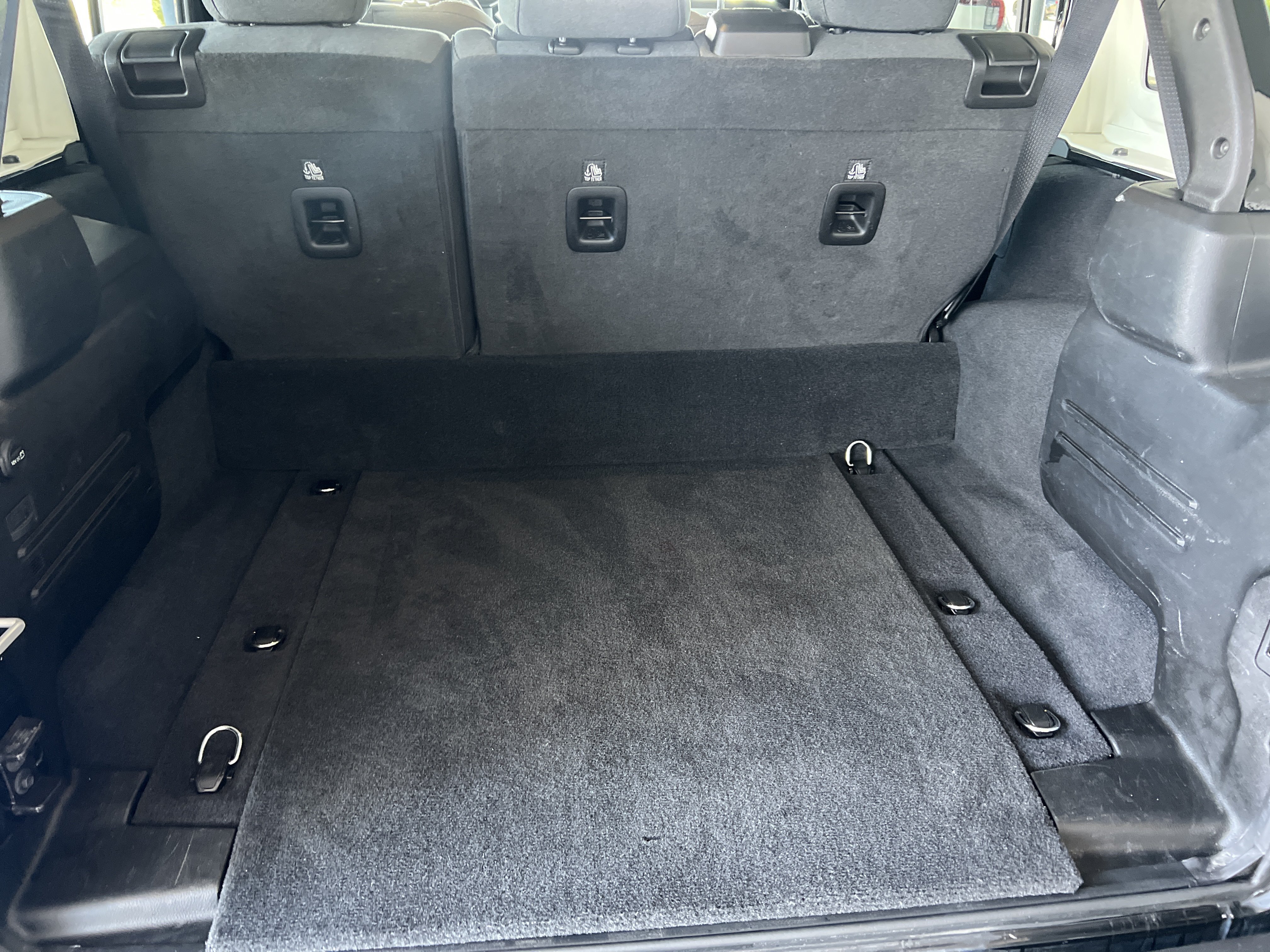 Used 2024 Jeep Wrangler Unlimited AWD/4WD image 7