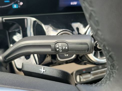 Used 2025 Mercedes-Benz GLA 250 image 15