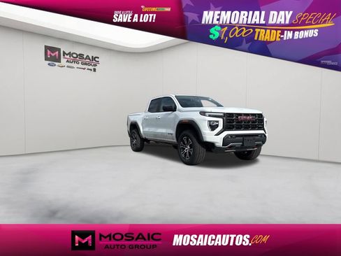 Used 2024 GMC Canyon AT4 w/ AT4 Premium Package AWD/4WD image 1