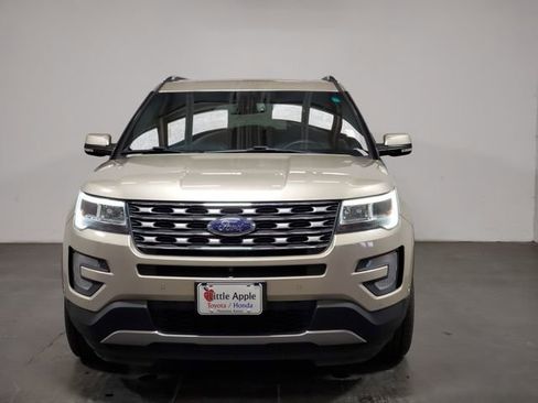 Used 2017 Ford Explorer Limited w/ Equipment Group 301A image 3