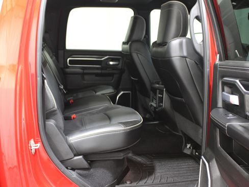 Used 2024 RAM 2500 Laramie w/ Night Edition image 29