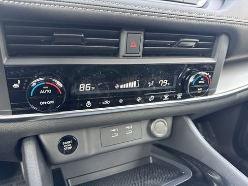 Certified 2026 Nissan Rogue SV w/ Cold Weather Package AWD/4WD image 18