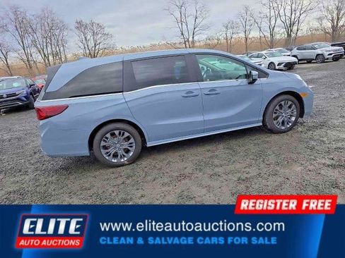 Used 2025 Honda Odyssey Touring image 27