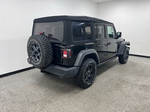 Used 2023 Jeep Wrangler Willys image 19
