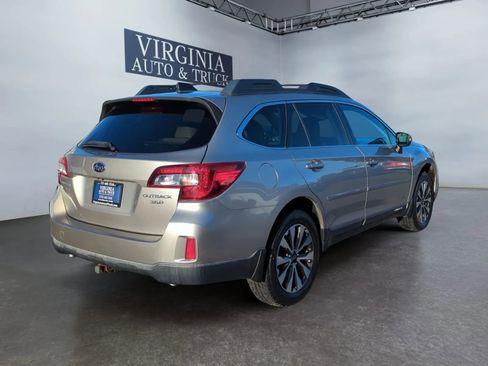 Used 2016 Subaru Outback 3.6R Limited image 10