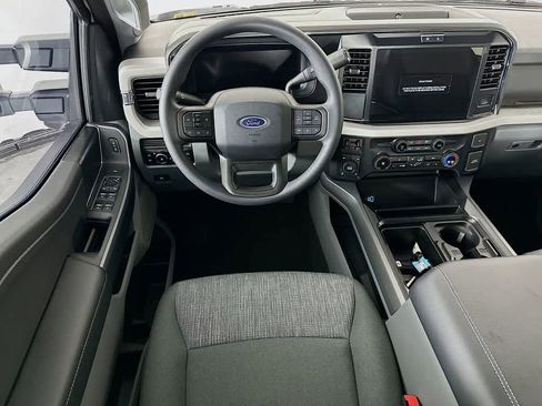 New 2026 Ford F250 XLT w/ XLT Premium Package image 10